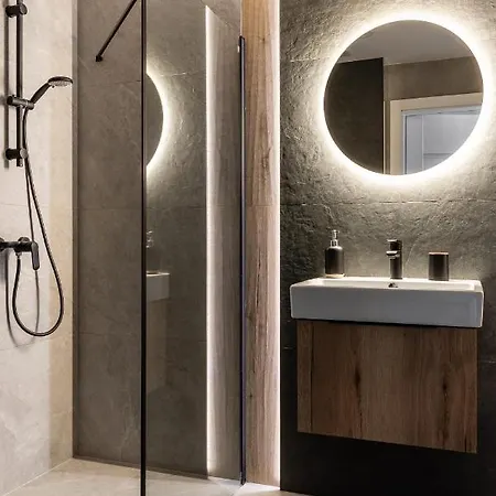 Grota Apartment *